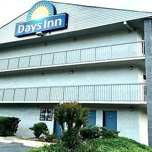 https://days-inn-charlotte-northlake.1sthotelscharlotte.com